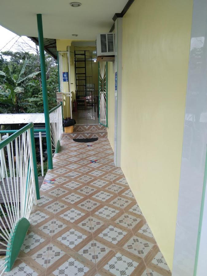 Rms Travellers Inn Poro Exterior photo